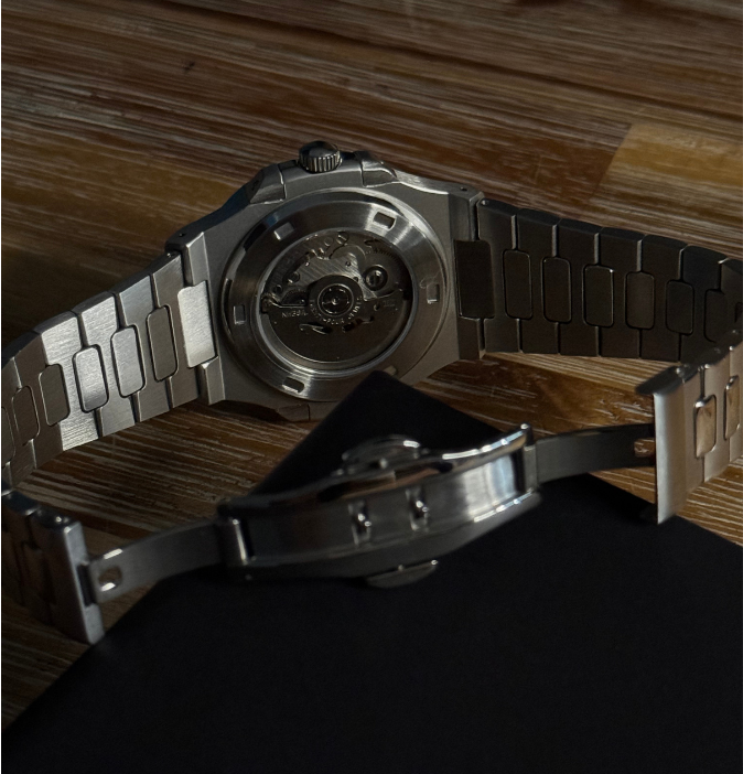 Seiko Mod Nautilus Bleu Cœur Ouvert