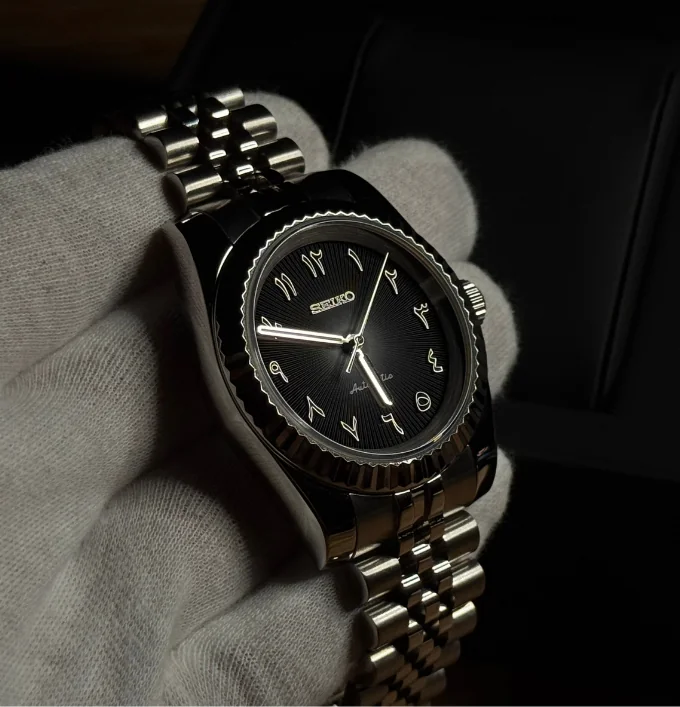 Seiko Mod Datejust Arabic Dial Noire Sans Date